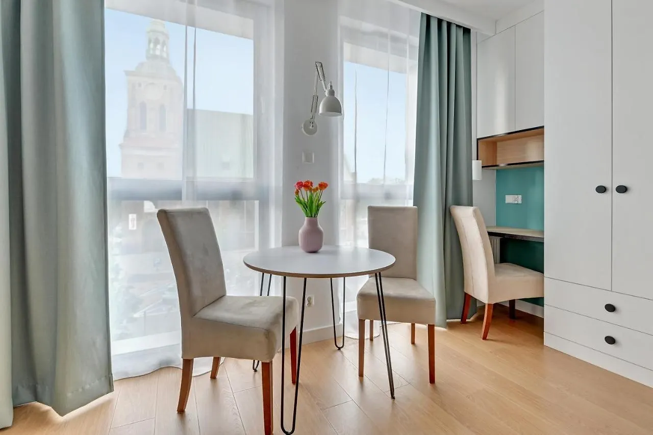Blue Mandarin Garden Gates Apartment Gdansk 0*,