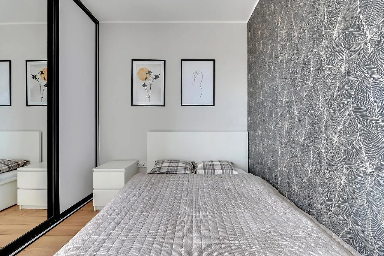 Blue Mandarin Garden Gates Apartment Gdansk