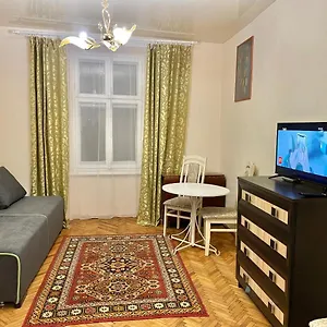 apartamenti-v-istorichnomu-centri-lvova.hotelslviv.net/